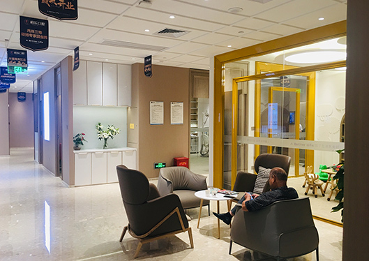 南宁柏乐口腔大厅等候区