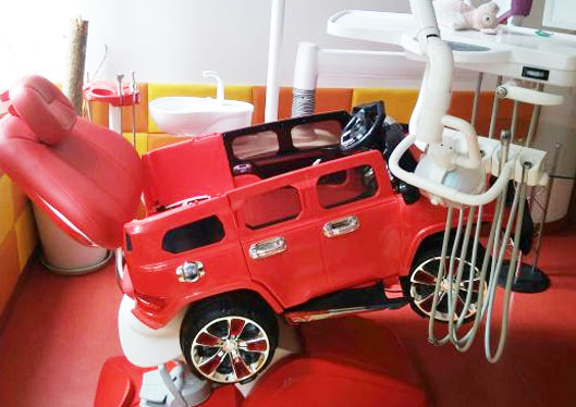 上海名范齿科儿童诊疗台